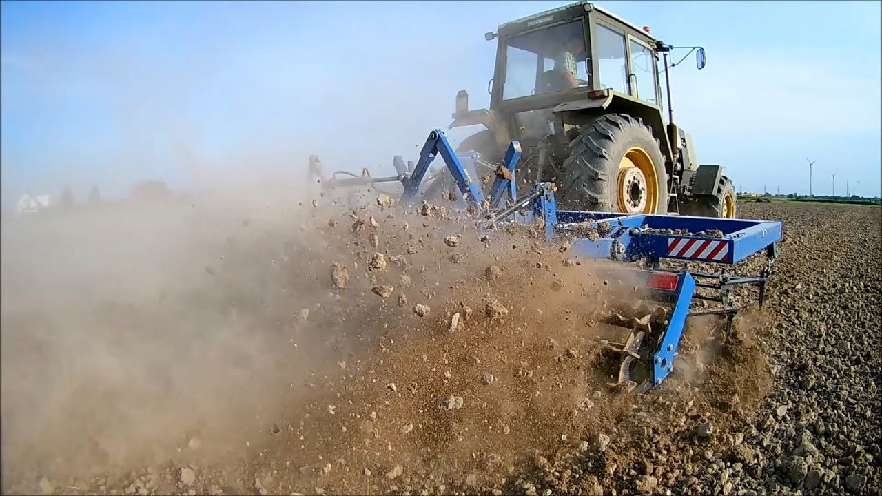 Uprawa pod rzepak 2017 - Fortschritt 323A & brona ciężka 6m