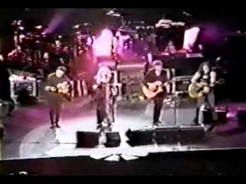 Lindsey Buckingham & Stevie Nicks ~ Gypsy ~  Phoenix Live 2000