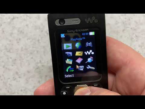 Sony Ericsson W880i in 2020: boot animation, menu, incoming call