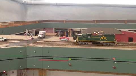 Grade crossing controlled by Arduino