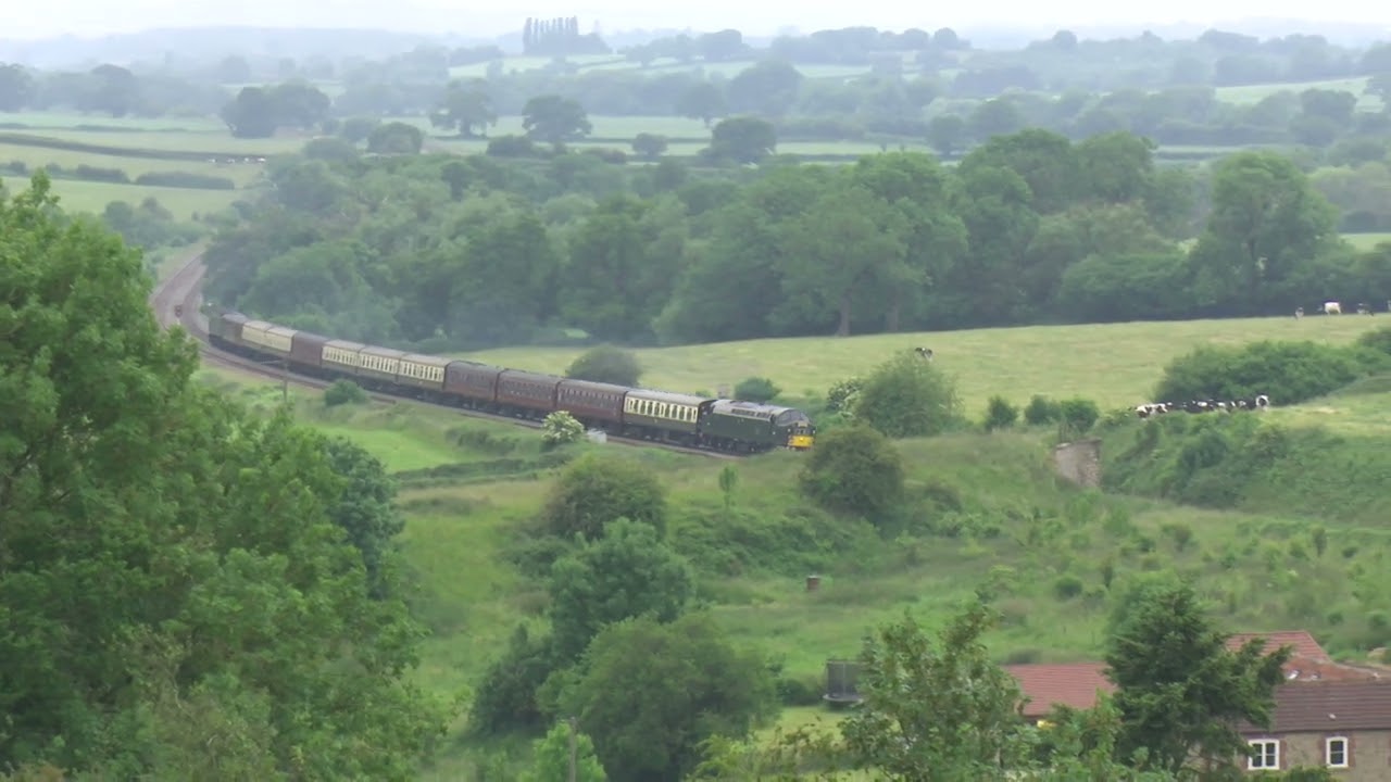 Class 40 no: 40 145 (D345) - powers up Bruton Bank, Somerset - 10/6/2023 (