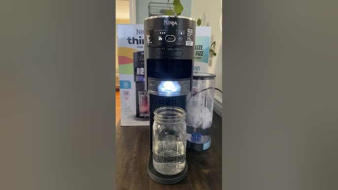 Quick taste test with the NEW Ninja Thirsti machine!! LINKED IM BIO!! 🔥  @ninjakitchen This ONE machine can make customized flavored water…