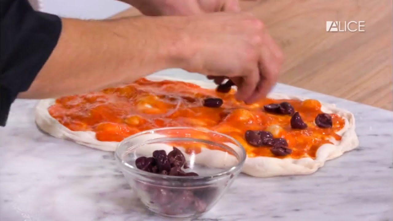 La PINSA, COME PREPARARARLA con salsa di Pomodori Ciliegino 🍅 e Salsa Verde 😜