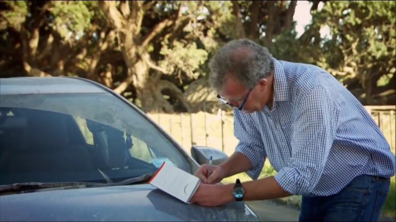 Top Gear - Jeremy Clarkson fills up an accident report form - YouTube