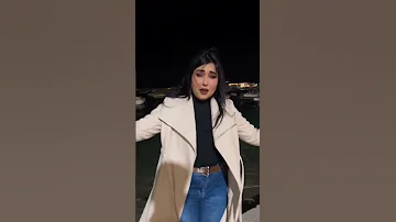 عالم بلا 