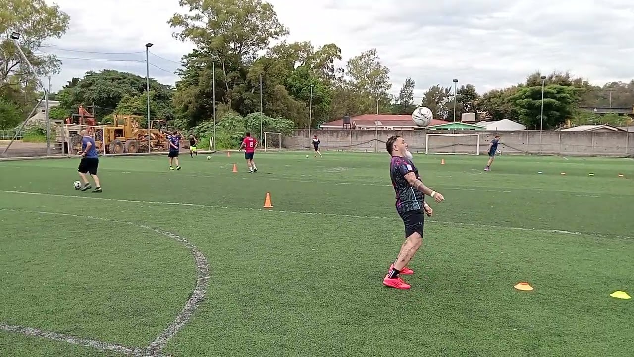 Тренировки по футболу для взрослых