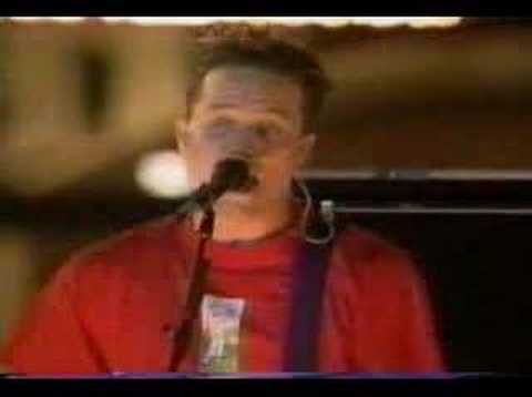 Blink 182 - What's My Age Again? VMA