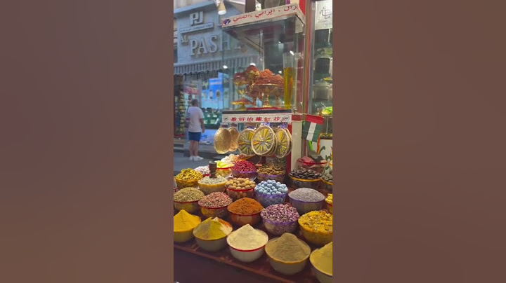 Liburan ke Dubai wajib mampir ke gold souk dong, enaknya cari emas atau mas di Dubai yaa hahaha