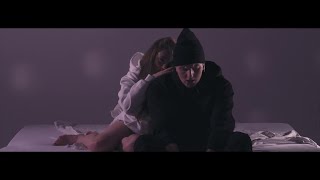 Video thumbnail of "GUZIOR - Płuca Zlepione Topami (prod. Wezyr)"