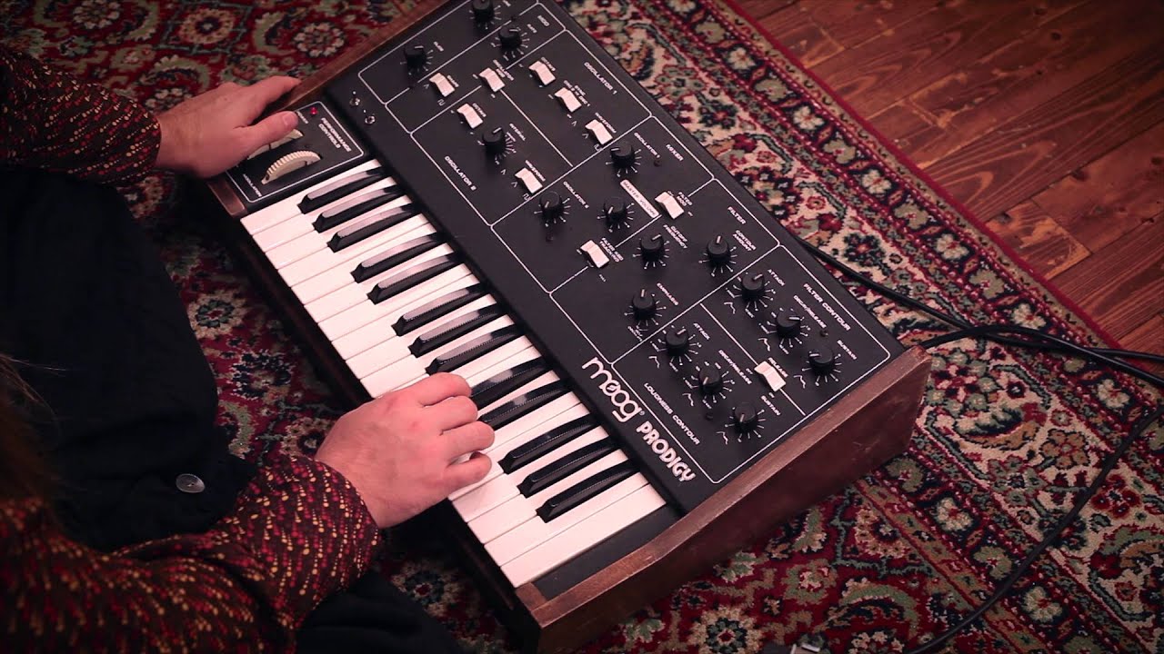 Klangteppich [music] - Moog Prodigy and Roland Space Echo video phone beyonce mp3