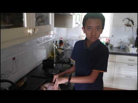 PROYEK INOVASI AYAM PANGGANG DAN NASI UDUK KUNING oleh Nuno