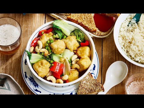 VEGAN CHINESE FOOD. vegan 'prawn' toasts & crispy lemon tofu