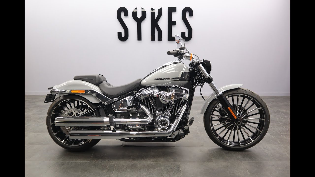 2024 Harley-Davidson FXBR Softail Breakout 117 in Billiard Grey.