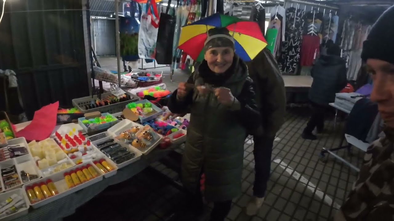 Polsko Kudowa Zdroj Tržnice 8. února 2024 (Biedronka)