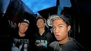 Download lagu Coreley'o ft damdebi , realita - represent.