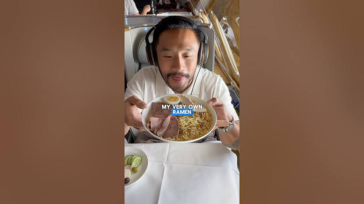 Reviewing Emirates Business Class (tragic)