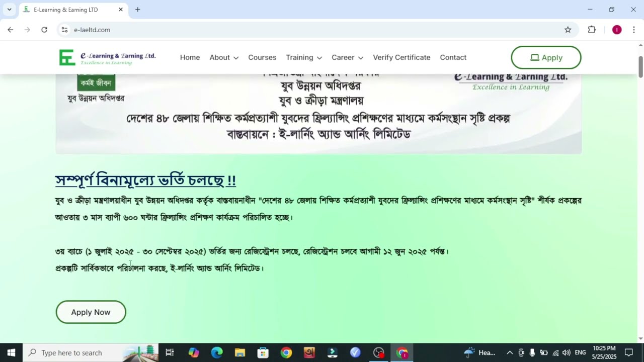 Rus onalar jinsiy ishda Uning qolidagi kashta naqshlari