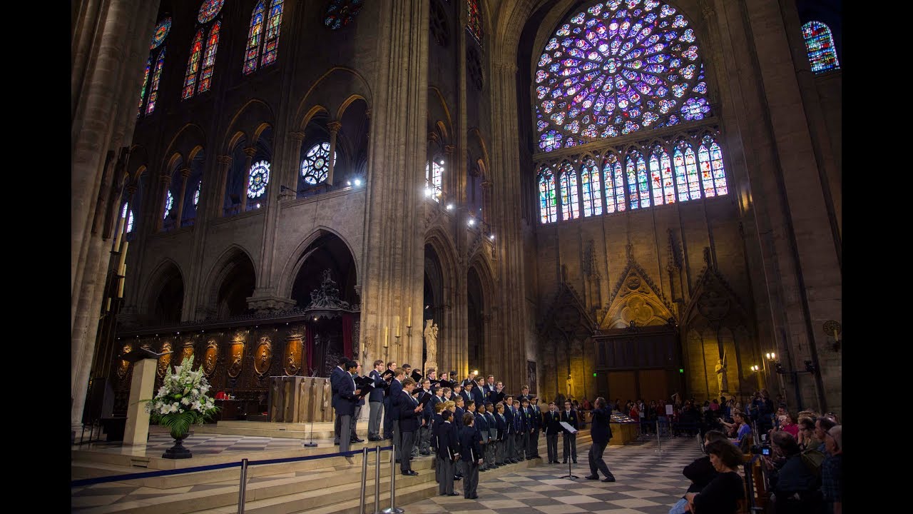 The Boy Choir Ave Maria (Bruckner) in the Cathedral of Notre