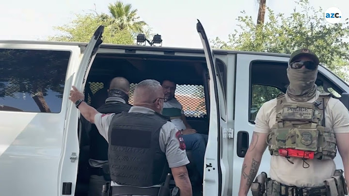 ICE arrests people outside immigration hearings in Phoenix