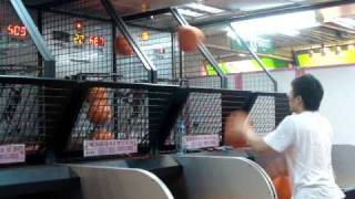 INSANE basketball player at arcade screenshot 5