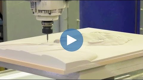 Thermwood Model 90 Machining a Relief of Abraham Lincoln