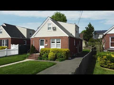 1066 Hancock Ave, Franklin Square, NY home video tour