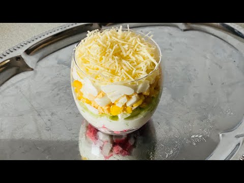 Video: Crab Salad With Cheese And Eggs