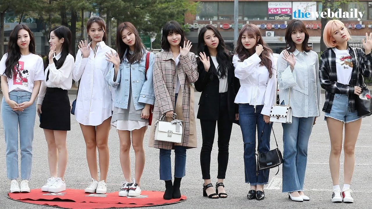 [WD영상] 트와이스(TWICE) 4월 20일 뮤직뱅크 925회 아침 리허설 출근길