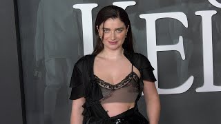 Eve Hewson attends the red carpet premiere of Netflix's "Jay Kelly" in Los Angeles