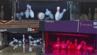 Split Screen Strike North Bowl/Ryan Family Amusements Hanover/Raynham Ten Pin Video screenshot 4