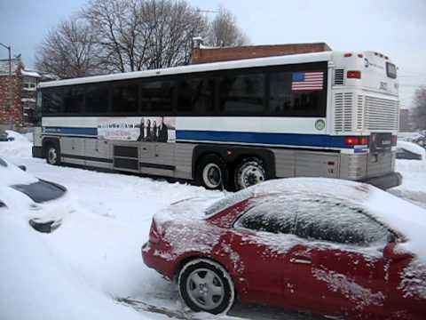 MTA MCI D4500 2923 stuck on Braddock