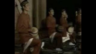 Ya Imam Marusy - Marawis Nur Asmaa Ulhusna Alam Sutera Festival Al Amanah Alghontory 2010.flv