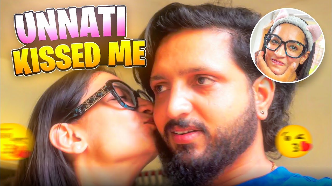 ચાલુ Vlog માં ઉન્નતી એ મને KISS કરી 💋😳 | Unnati suddenly KISSED me 🥵