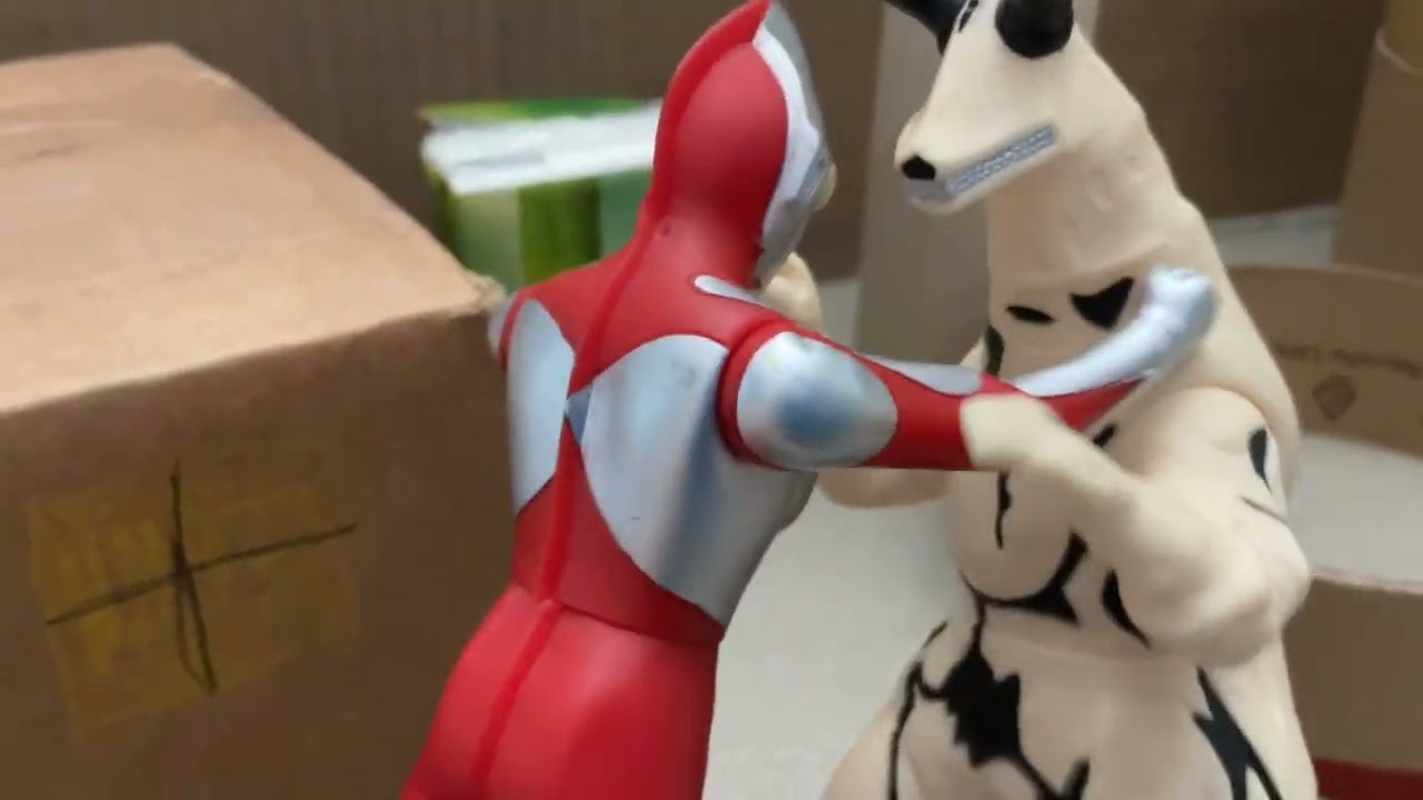 Quick battles episode 11 part 3 “Farewell, Ultraman. Truly always brothers in arms.”