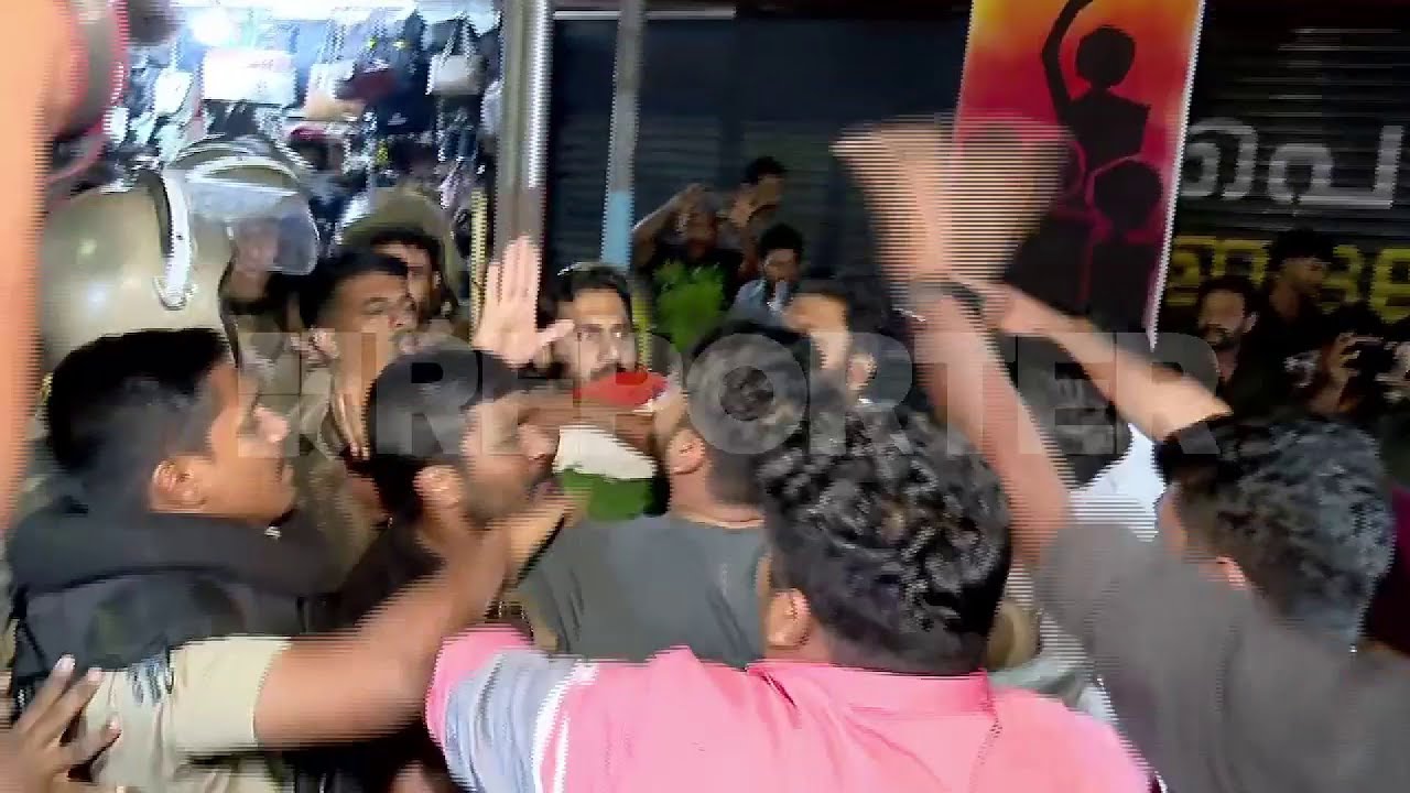 ഗണേഷ് കുമാറിന്റെ ഭാര്യ നടത്തിയ പ്രതികരണം; കോഴിയുമായി KSRTC ബസ് തടഞ്ഞ് പ്രതിഷേധം | Youth Congress