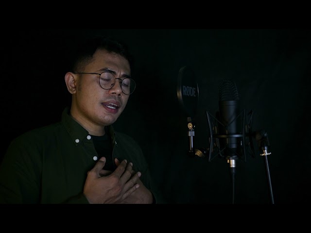 Tanah Papua (Damai Selalu Indonesia) - Tri Adinata (Official Music Video) class=