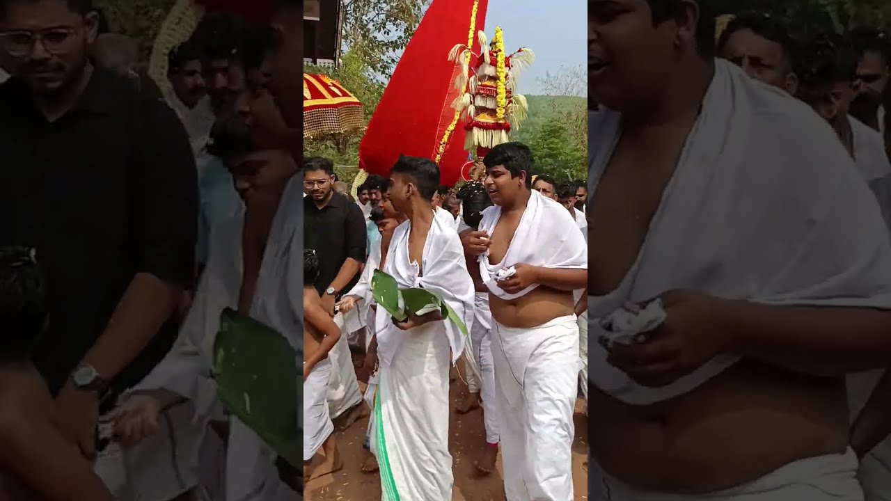 ಕಾನತ್ತೂರು  ನಾಲ್ವರ್  ದೈವಸ್ಥಾನ |  ರಕ್ತೇಶ್ವರಿ ದೈವಕ್ಕೆ  ಮುಡಿ ಇರಿಸಿ ಬರುದು | 