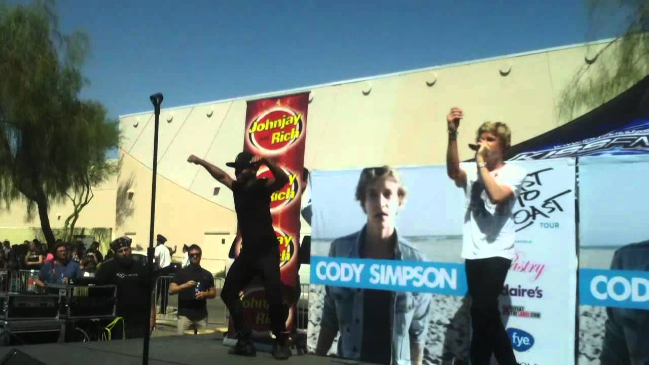 Cody Simpson - On My Mind - LIVE with KISS FM at AZ Mills