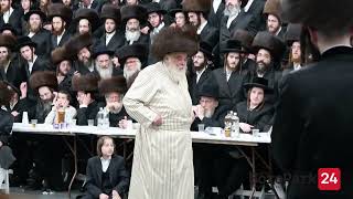 Wedding in the court of Toldos Aron, in Boro Park
