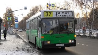 Автобус Mercedes-Benz O405 № М 907 Вс 159 Маршрут №37 На Остановке 
