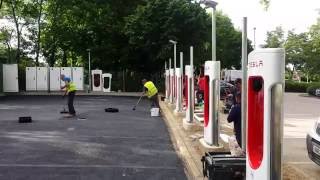 New Tesla Superchargers, South Mimms UK,
