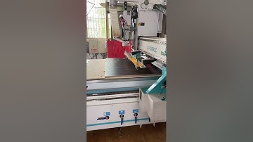 CNC Router with Automatic Tool Changer  #cabinet #door #kitchen #cncrouter #cncmachine