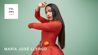 Video voorbeeld van "María José Llergo - La Luz | A COLORS SHOW"