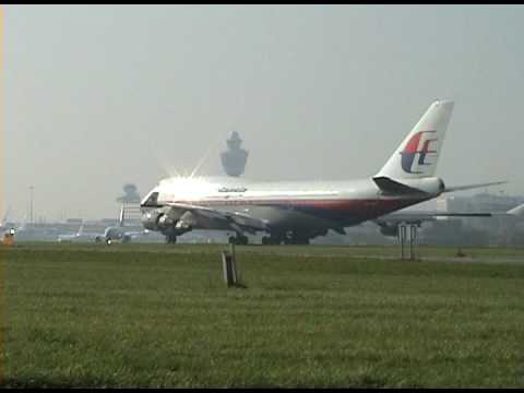 BEAUTIFULL TAKE-OFF (MALAYSIA AIRLINES) BOEING 747-400 @ SCHIPHOL