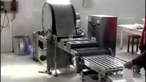 vidoe 2 of JX8045 square spring roll wrapper making machine