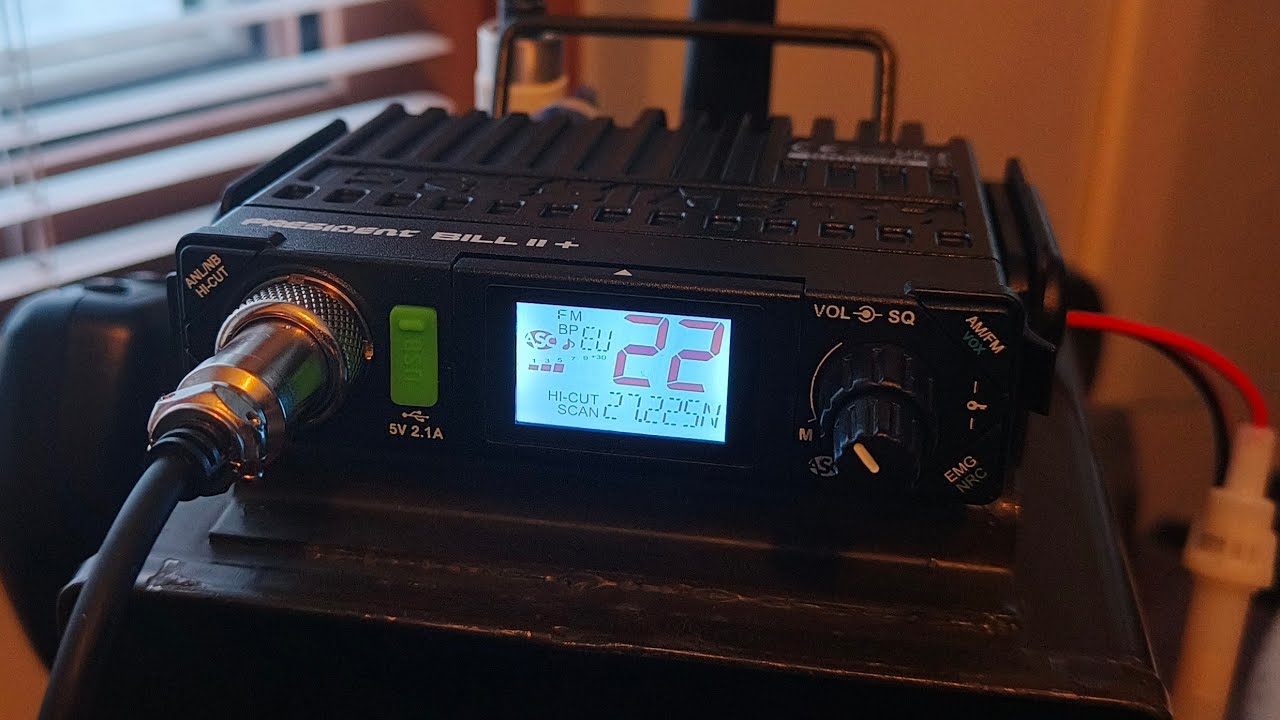 LA-puhelin President Bill II+ Ekat savut