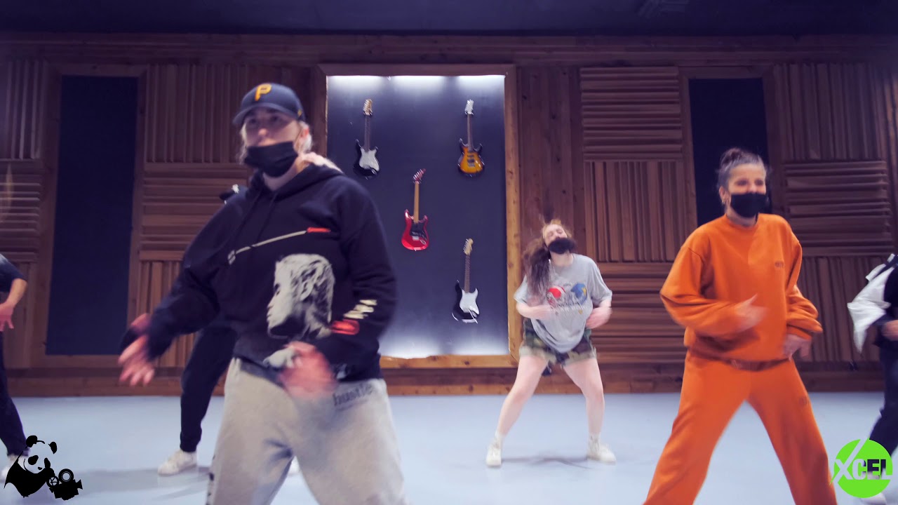 TOUCH IT | BUSTA RHYMES