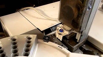 Agilent HP Hewlett Packard 5890 GC Gas Chromatograph Auto Injector Action