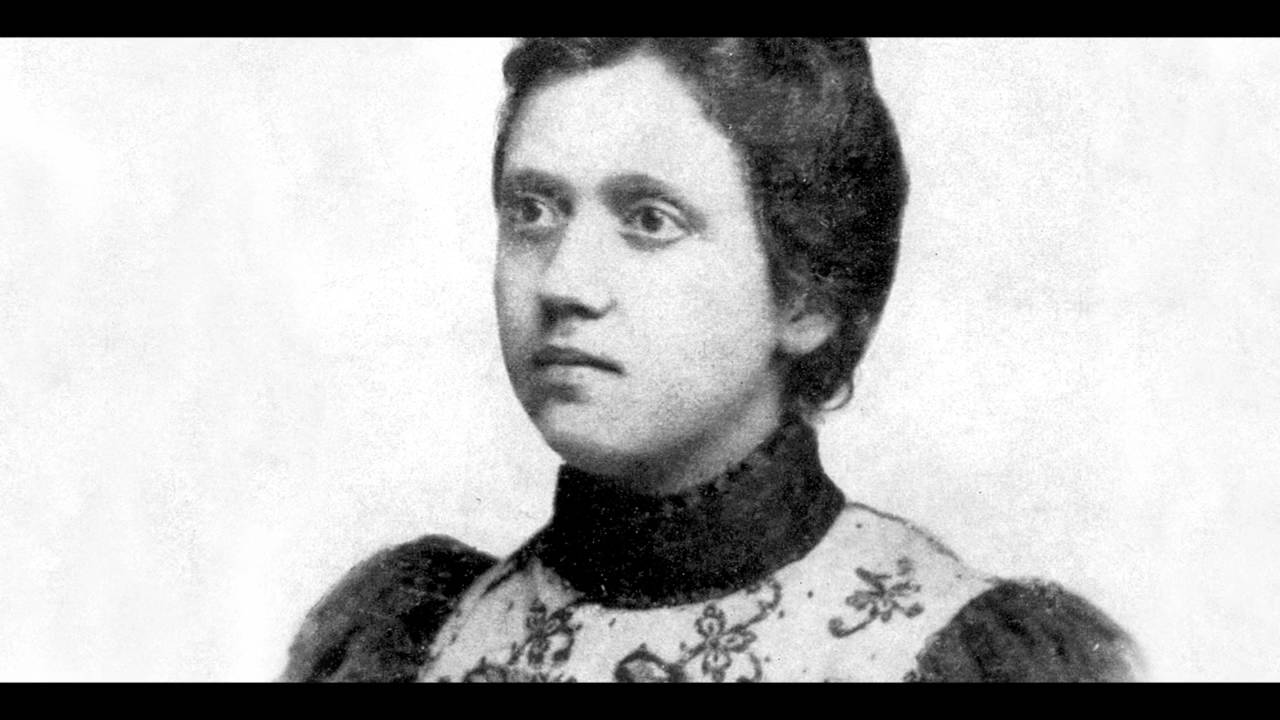 Sonot na majka Sultana/ Sonata Veles & Kate