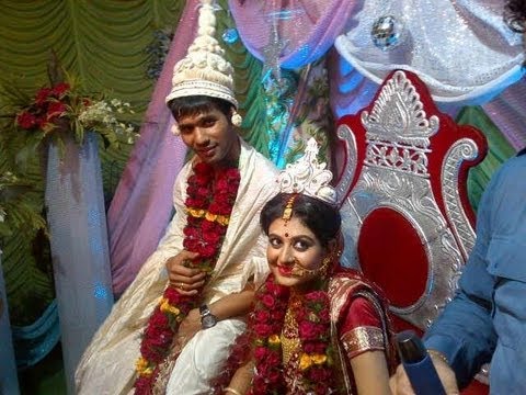 Ashok Dinda Wife